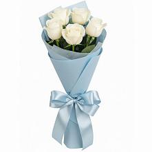 Букет 5 Белых роз Проуд в Тосно