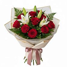 Букет цветов из:  Лилии и Розы в Тосно