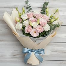 Букет цветов из:  Лизиантусы #REPLACE_PRED# Тосно