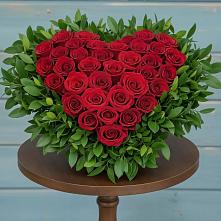 Цветочная композиция из Розы в виде сердца в Тосно