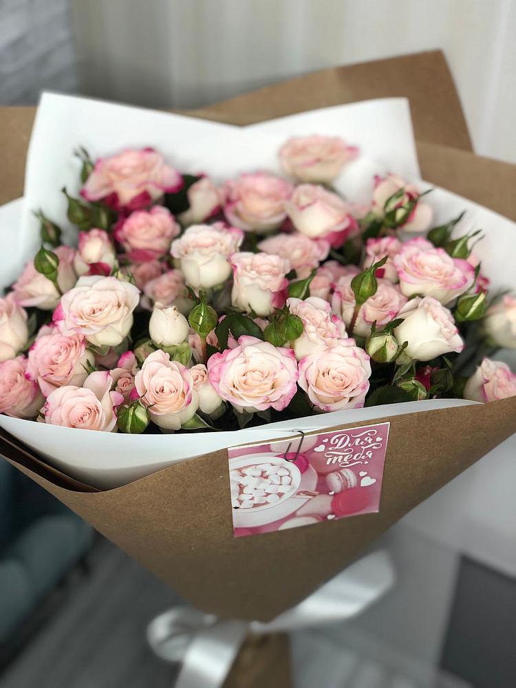 Букет цветов из: Розы в Тосно