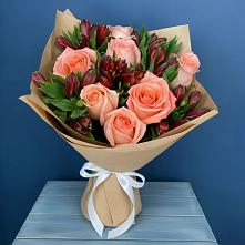 Букет цветов из:  Розы и Альстромерии в Тосно