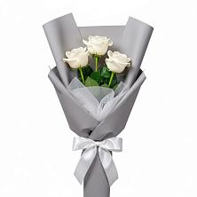Букет 3 белые розы в Тосно
