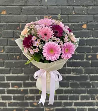 Букет цветов из:  Герберы и Хризантемы в Тосно