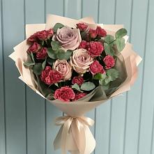 Букет цветов из:  Гвоздики и Розы в Тосно