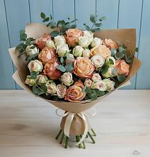 Букет цветов из:  Альстромерии и Розы в Тосно