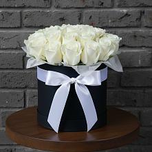 Цветочная композиция из Розы в шляпной коробке #REPLACE_PRED# Тосно